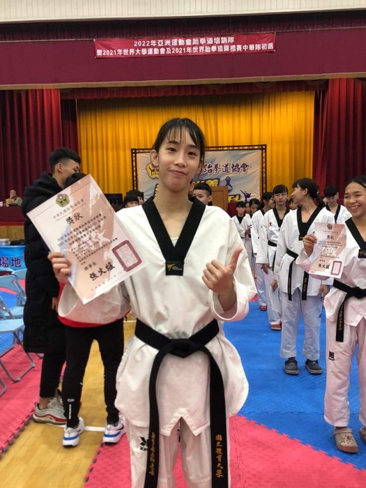 莊天羽(技擊四) 女子46公斤級 金牌